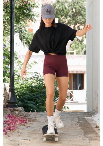 Aura Oversize T-Shirt Siyah fırsatları