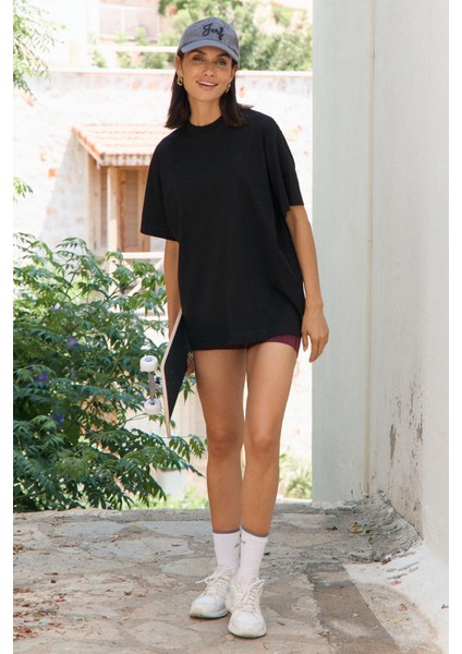 Aura Oversize T-Shirt Siyah indirimleri