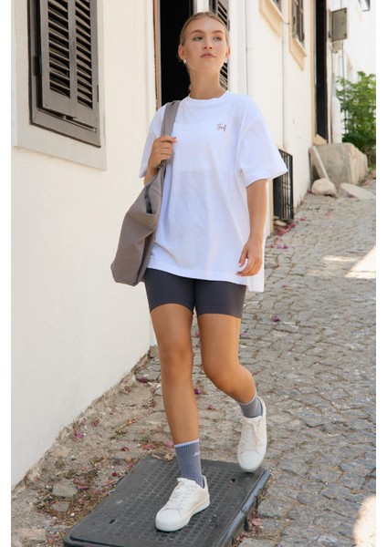 Aura Oversize T-Shirt Beyaz indirimleri