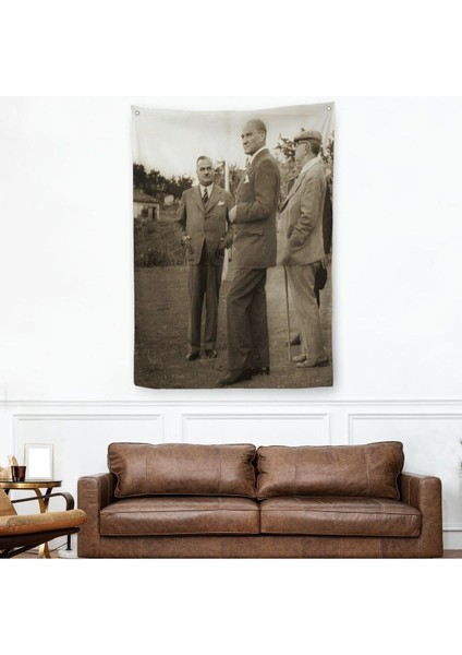 Atatürk ve Celal Bayar Kılıç Ali ile Muhafız Alayında Denetlemede Bulunurken Duvar Örtüsü 6259