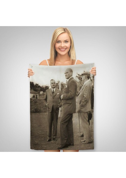 Atatürk ve Celal Bayar Kılıç Ali ile Muhafız Alayında Denetlemede Bulunurken Duvar Örtüsü 6259 fiyatları