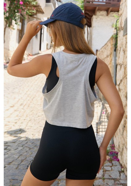 Aura Crop Atlet Gri Melanj fırsatları