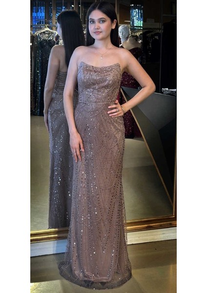 Bakır Straplez Yaka Sırt Dekolteli Düz Kesim Pullu Boncuklu Uzun Abiye Elbise 7778