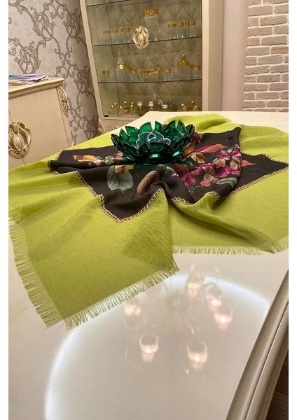 Yeşil Siyah Vintage Boho Tarz Masa Örtüsü