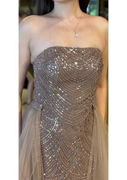 Kahverengi Straplez Yaka Tül Pelerin Etekli Pullu Boncuklu Uzun Abiye Elbise 7705 fırsatları