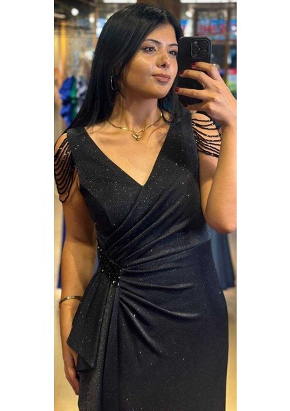 Siyah Kalın Askı Boncuk Işlemeli Yırtmaçlı Düz Kesim Simli Uzun Abiye Elbise 7599 fiyatları