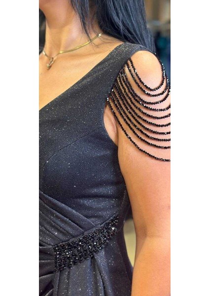 Siyah Kalın Askı Boncuk Işlemeli Yırtmaçlı Düz Kesim Simli Uzun Abiye Elbise 7599 modelleri