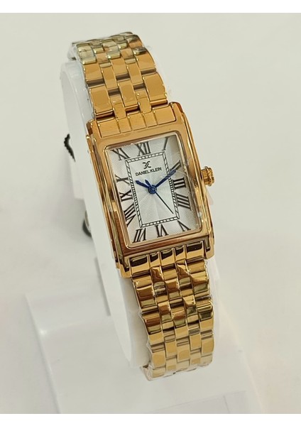 DKE.1.10863-2 Romen Rakamlı Dikdörtgen Kadran Metal Kordon Metal Kasa 3 Atm Suya Dayanıklı Altın Renk Kadın Kol Saati modelleri