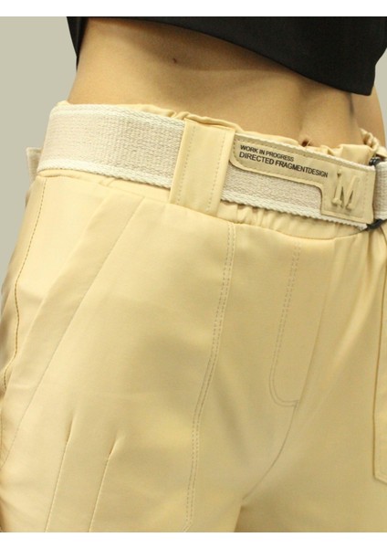 Kadın Bej Suni Deri Pantolon - Yüksek Bel, Cepli, Likralı ve Deri Görünümlü Pantolon Tayt modelleri