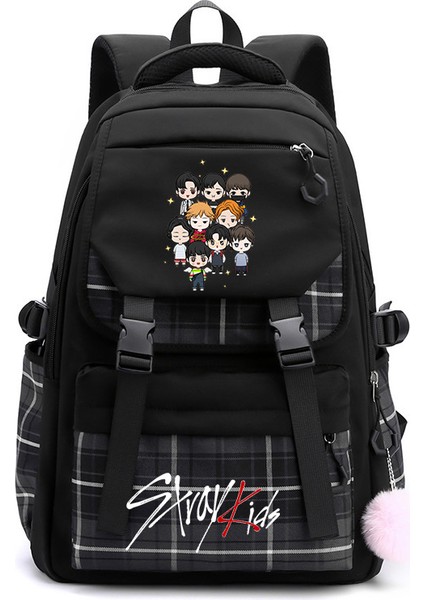 Kolej Tarzı Rahat Çok Yönlü Öğrenci Okul Çantası Etrafında Başıboş Grup (Yurt Dışından)