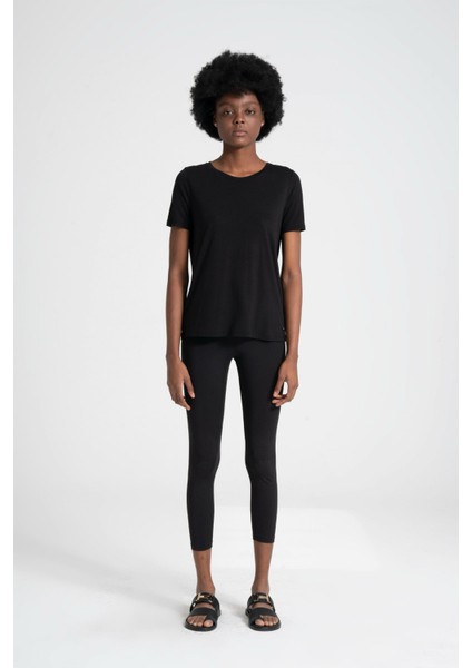 Yumuşak ve Akıcı Doğal Viskon, Kadın Tişört, 1002-BM modelleri