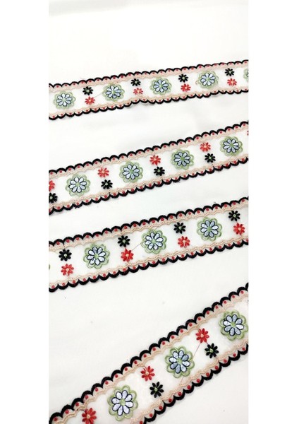 Renkli Çiçekli Tüllü Şerit Dantel fırsatları