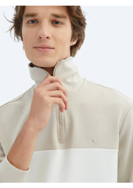 Bej Dik Yaka Sweatshırt modelleri