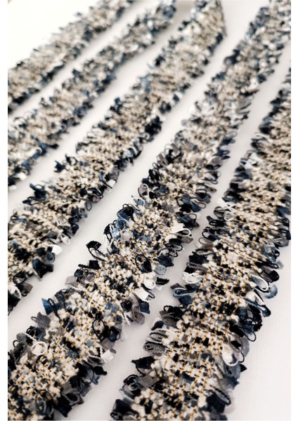 Özel Detaylı Ara Şerit