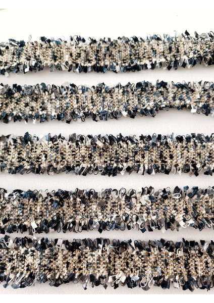 Özel Detaylı Ara Şerit fırsatları