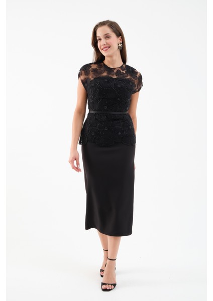 Kadın Siyah Dantelli Midi Abiye Elbise
