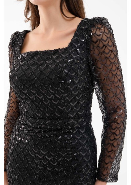 Kadın Siyah Kare Yaka Uzun Kollu Boncuklu Uzun Abiye Elbise fiyatları