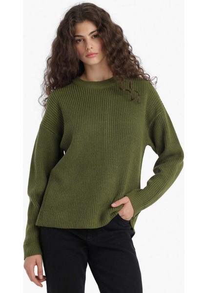 Regular Fit Bisiklet Yaka Selanik Kumaş Basic Düz Triko Kazak H6905AZ25WN fırsatları