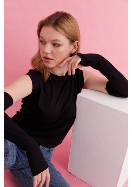 Parmak Geçmeli Uzun Kolluk - Esnek Lastikli Tesettür Kol Kapatıcı Tişört Kolluk