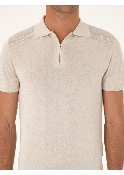 Erkek Ekru Slim Fit Keten Karışımlı Fermuarlı Polo Yaka Triko T-Shirt 50300822-VR019