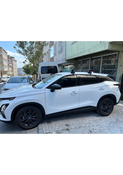 Chery Omoda 5 Oluksuz Üst Tavan Portbagaj Taşıyıcı Ara Atkısı Toros Serisi Pro 4 Siyah indirimleri