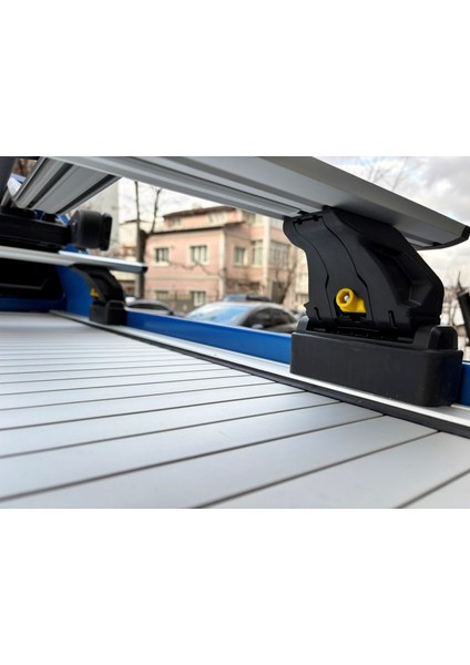 Volkswagen Amarok Aventura (2020-2025) Kasa Üstü Bed Rack Taşıyıcı Bar – Gri | Kilitli Sistem | Vida Montajlı modelleri