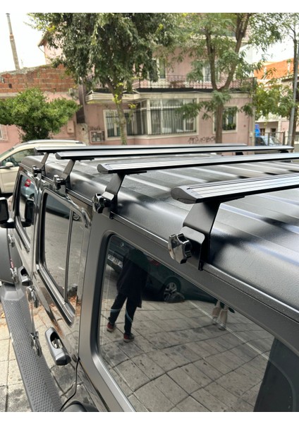 Jeep Gladiator Jt 2020-2025 Yagmur Oluklu Üst Tavan Taşıyıcı Ara Atkısı Siyah modelleri