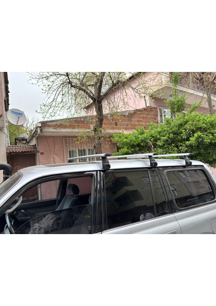 Toyota Land Cruiser Vx 80 Yagmur Oluklu Üst Tavan Taşıyıcı Ara Atkısı Paw Siyah fırsatları