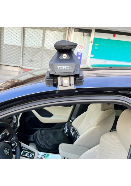 Skoda Scala 2019-2025 Oluksuz Üst Tavan Portbagaj Taşıyıcı Ara Atkısı Toros Serisi Pro 4 Siyah indirimleri