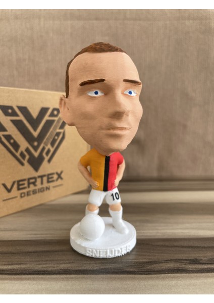 Sneijder Gẩlẩtẩsẩrẩy 3D Futbolcu Taraftar Biblo Figür Erkek Hediyelik Oyuncak Sarı Kırmızı Aslan Erkek Sevgiliye Hediye Doğum Günü Hediyesi Dekorasyon Masa Süsü , Kişiye Özel Hediye