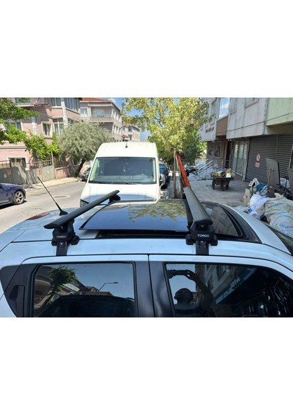 Nissan Juke F15 2011-2019 Oluksuz Üst Tavan Portbagaj Taşıyıcı Ara Atkısı Toros Serisi Pro 4 Siyah indirimleri