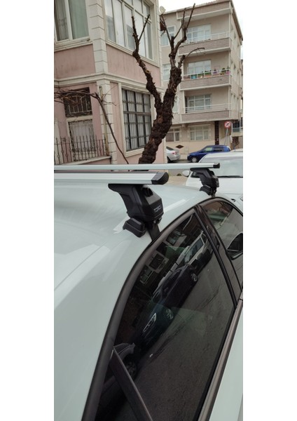 Nissan Juke 2020-2025 Oluksuz Üst Tavan Portbagaj Taşıyıcı Ara Atkısı Toros Serisi Pro 4 Gri fırsatları