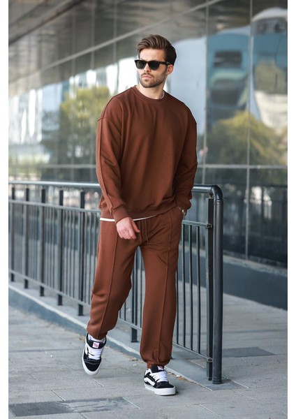 Acı Kahverengi Bisiklet Yaka Basic Erkek Eşofman Takımı E7323 modelleri