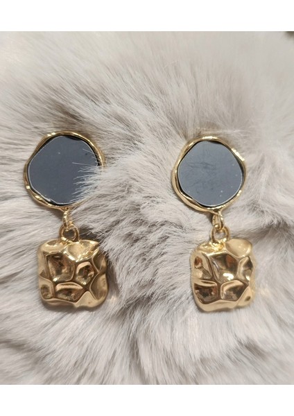 Gold Lüks Figürlü Gösterişli Küpe fiyatları