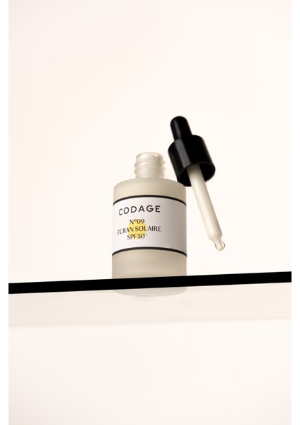 Serum N°09 - Sun Shield Spf 50+ Organik Filtreli, Yüksek Konsantrasyonlu Güneş Serumu 30 ml modelleri