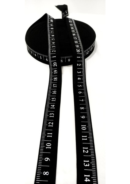 Siyah Beyaz Metre Desenli Lastik Şerit modelleri