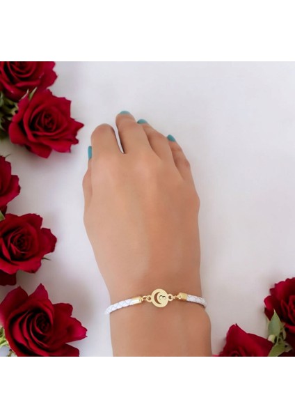 14 Ayar Altın Plakalı E Harfine Özel Doğal Beyaz Derili Ay Motifli Hediye BILEKLIK-477HARF