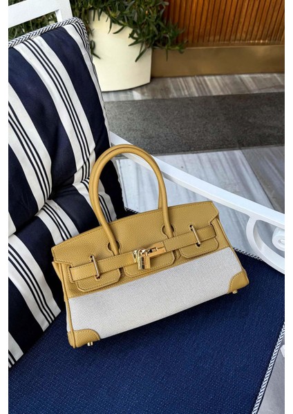 Sarı Oval Kilit Detay El Çantası