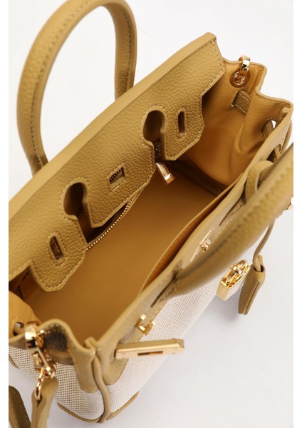 Sarı Kilit Detay El Çantası indirimleri