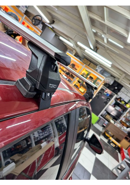 Toyota Yaris Hb 2014-2020 Oluksuz Üst Tavan Portbagaj Taşıyıcı Ara Atkısı Toros Serisi Pro 4 Gri fırsatları