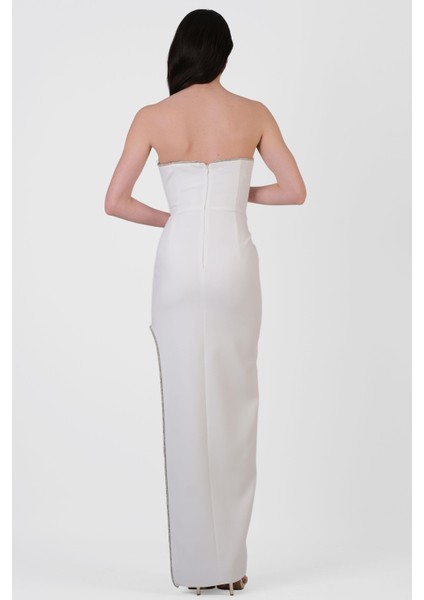 Dunts Straplez Yaka Yırtmaçlı Şerit Taş Detaylı Uzun Abiye Elbise Ekru modelleri