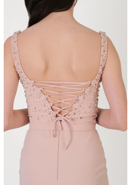 Ormilda Kare Yaka Inci Işlemeli Midi Abiye Elbise Pudra modelleri