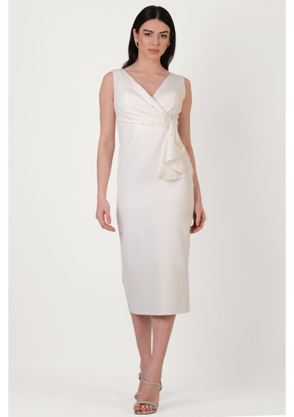 Daniele Kruvaze Yaka Bel Pileli Mendil Inci Işlemeli Midi Abiye Elbise Ekru fiyatları