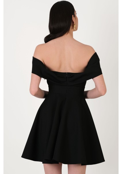 Evison Kayık Yaka Düşük Kol Kısa Abiye Elbise Siyah fırsatları