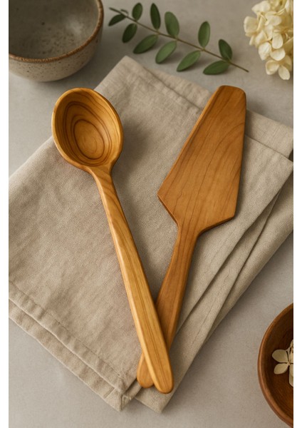 El Yapımı Zeytin Ağacı Ahşap Kaşık ve Spatula - Doğal, Sağlıklı ve Dayanıklı