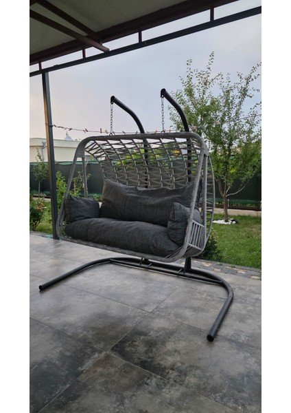 Ikili Ip Örgü Bahçe ve Balkon Salıncağı – Dayanıklı Metal Gövdeli – Konforlu Minderli Tasarım