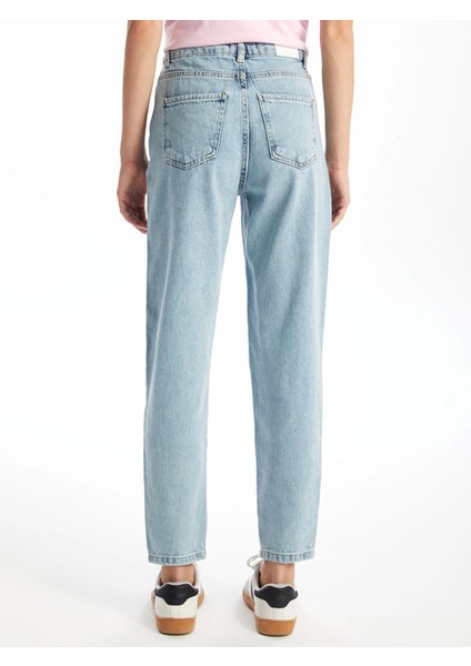 Xsıde Mavi Yüksek Bel Mom Fit Yırtık Detaylı Kadın Jean Pantolon fırsatları