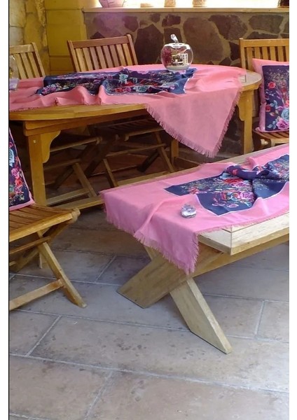 Pembe Lacivert El Yapımı Masa Örtüsü Seti (Yazma; 2 Adet Kırlent Kılıfı; Runner) fiyatları