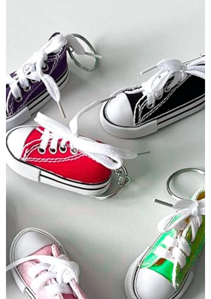 Chucks Tarzı Mini Spor Ayakkabı Anahtarlık ve Çanta Süsü Retro Sneaker indirimleri