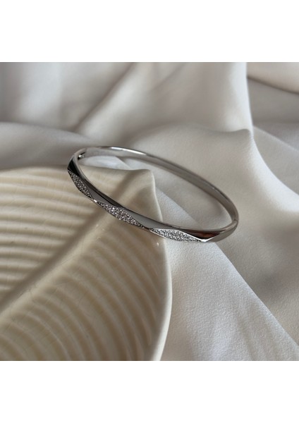 Silver Taşlı Kelepçe